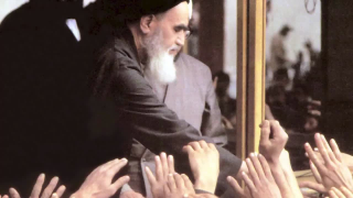 المشارکةُ السیاسیةُ والاجتماعیةُ للمرأةِ فی فکرِ الإمامِ الخمینیّ(رض). حق التصویت